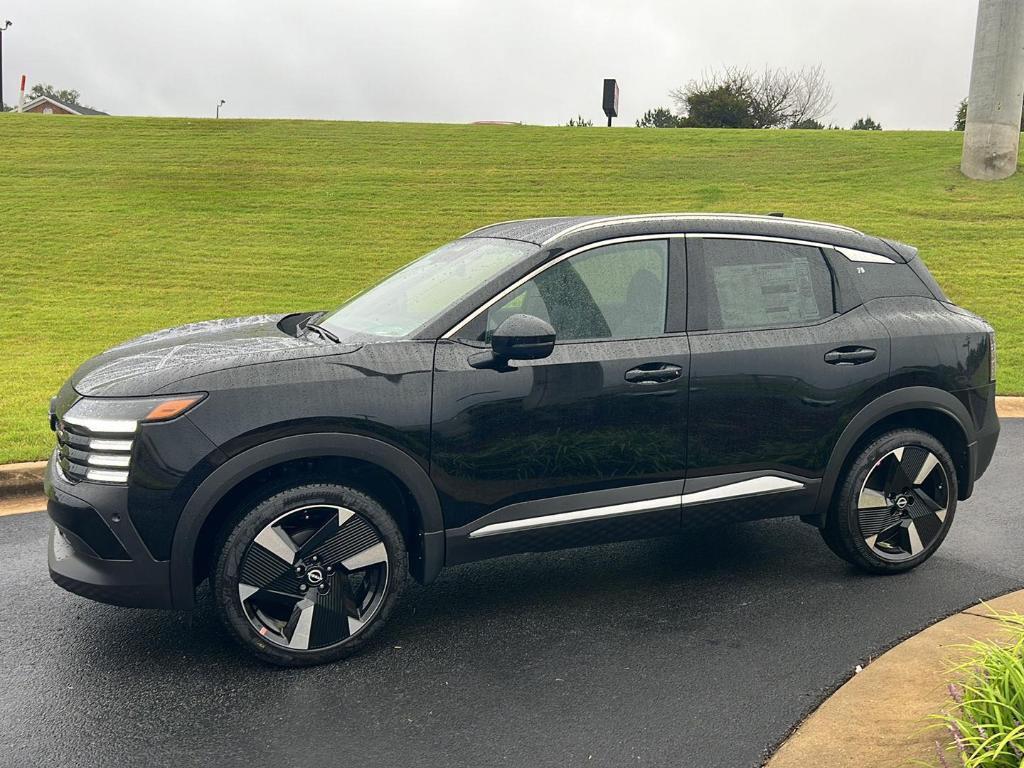new 2025 Nissan Kicks car, priced at $24,947