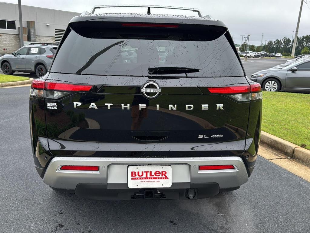 new 2025 Nissan Pathfinder car, priced at $46,698