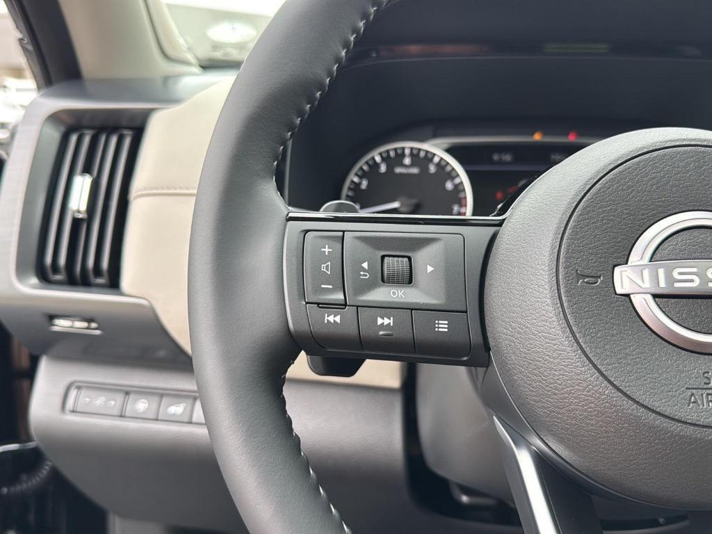 new 2025 Nissan Pathfinder car, priced at $46,698