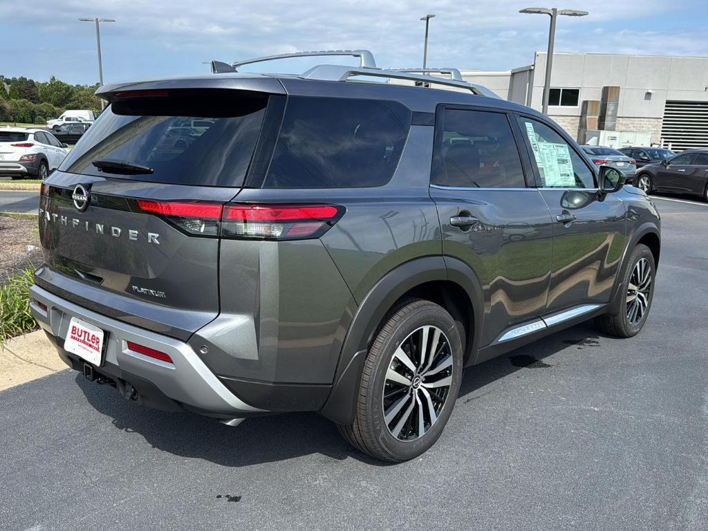 new 2025 Nissan Pathfinder car, priced at $46,857