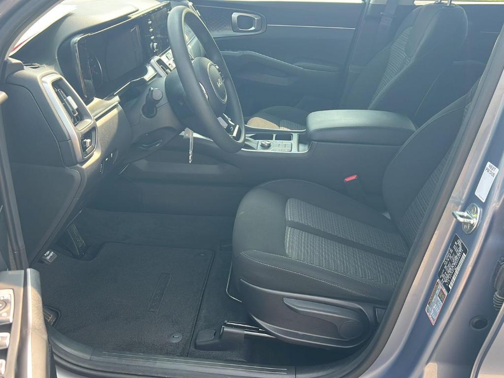 used 2022 Kia Sorento car, priced at $22,880