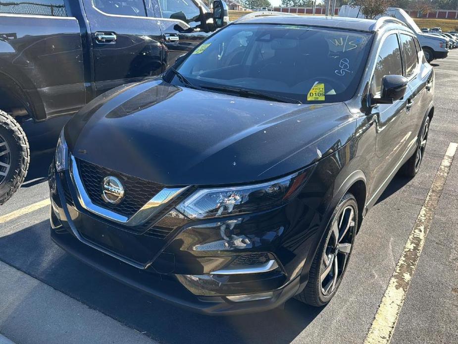 used 2021 Nissan Rogue Sport car, priced at $23,995