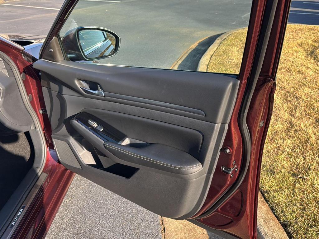 used 2024 Nissan Altima car, priced at $28,000