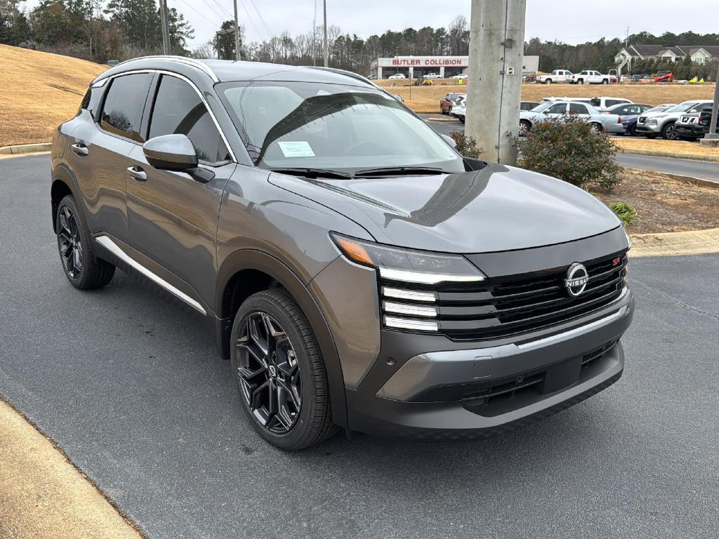 new 2025 Nissan Kicks car, priced at $28,680