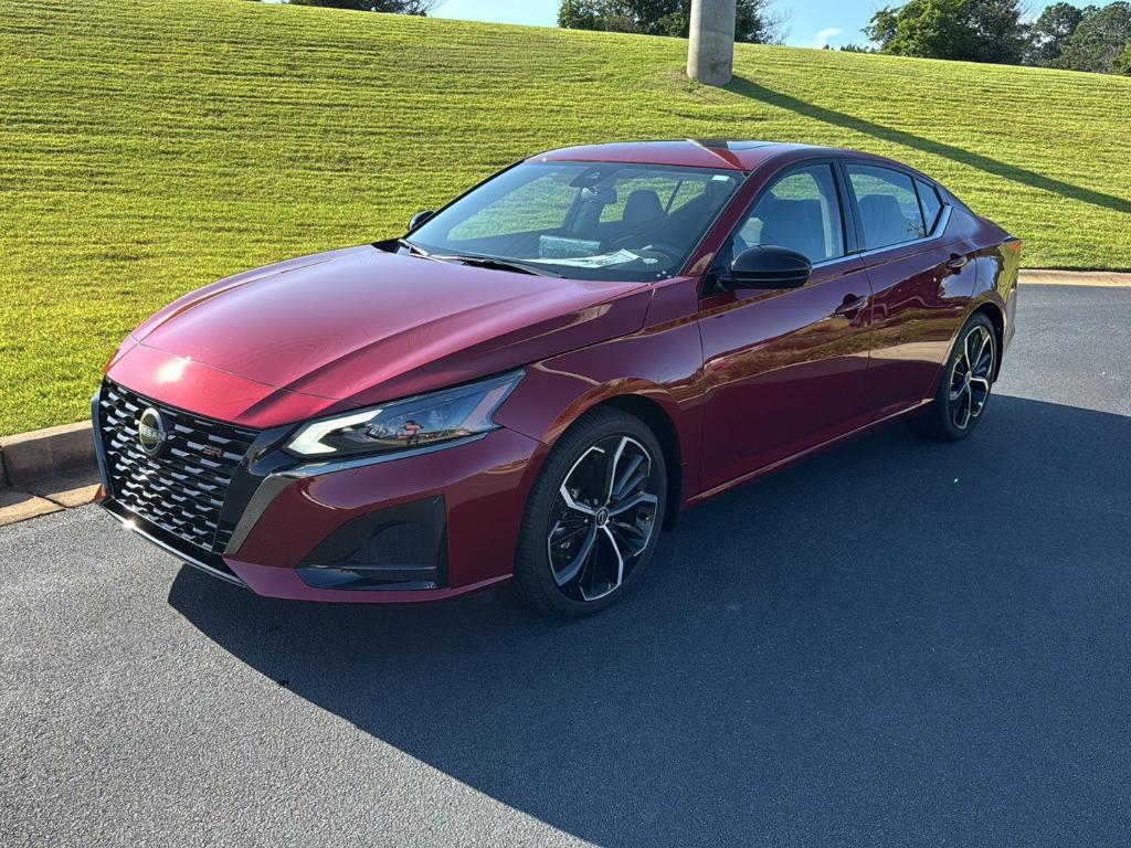 new 2025 Nissan Altima car, priced at $30,928