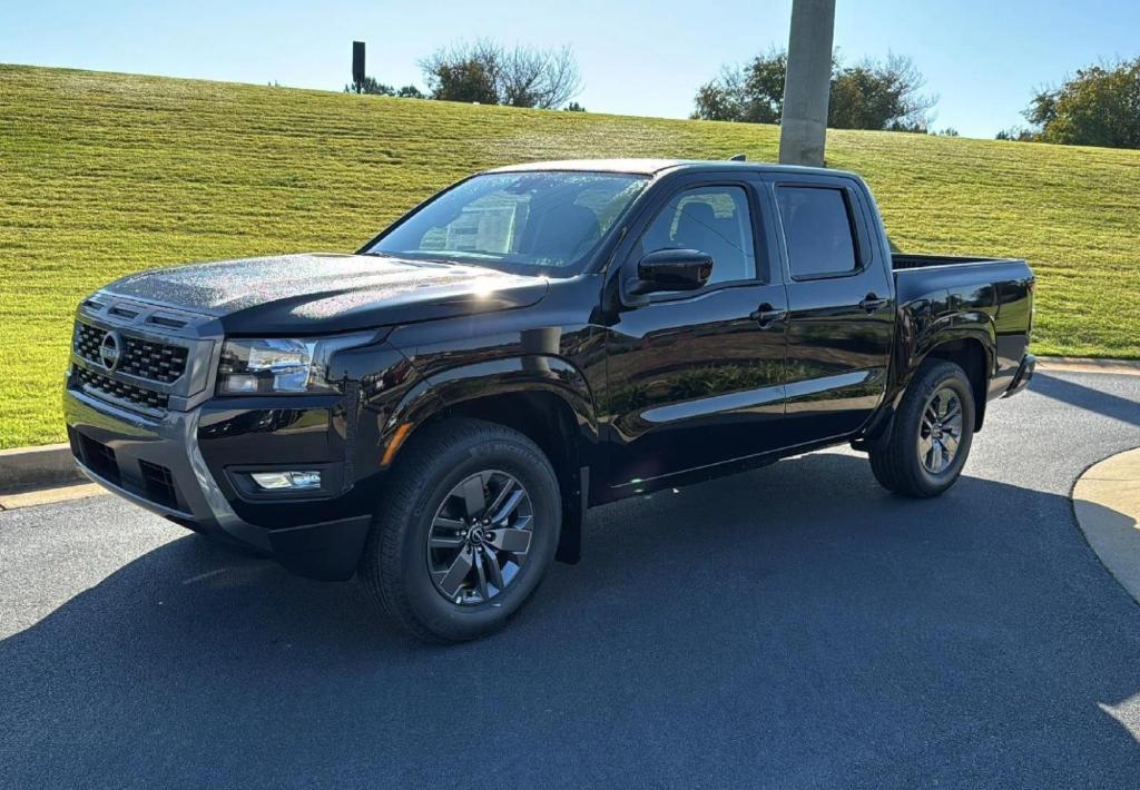 new 2025 Nissan Frontier car, priced at $39,470