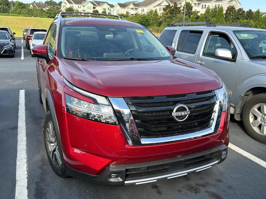 used 2022 Nissan Pathfinder car, priced at $29,900