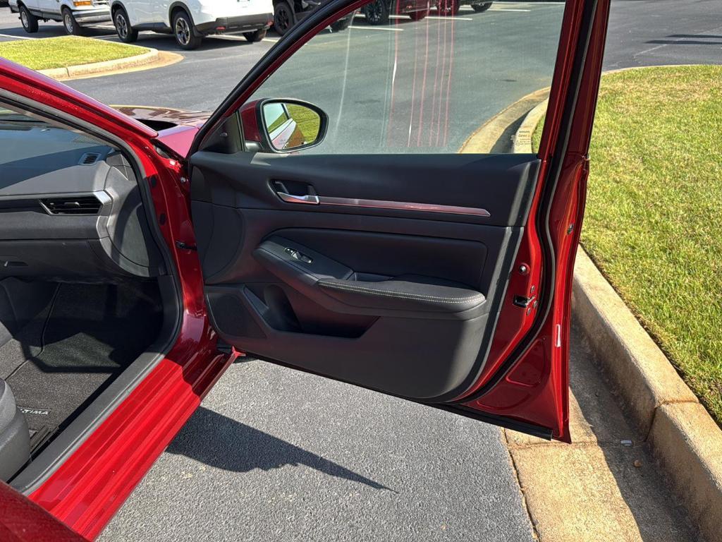 used 2022 Nissan Altima car, priced at $23,695