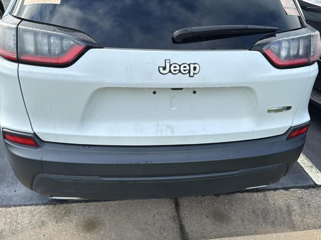 used 2022 Jeep Cherokee car, priced at $21,187