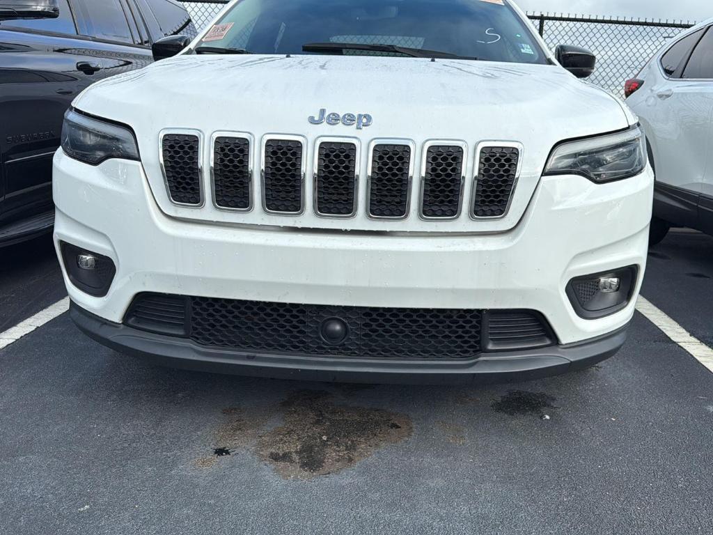 used 2022 Jeep Cherokee car, priced at $21,187