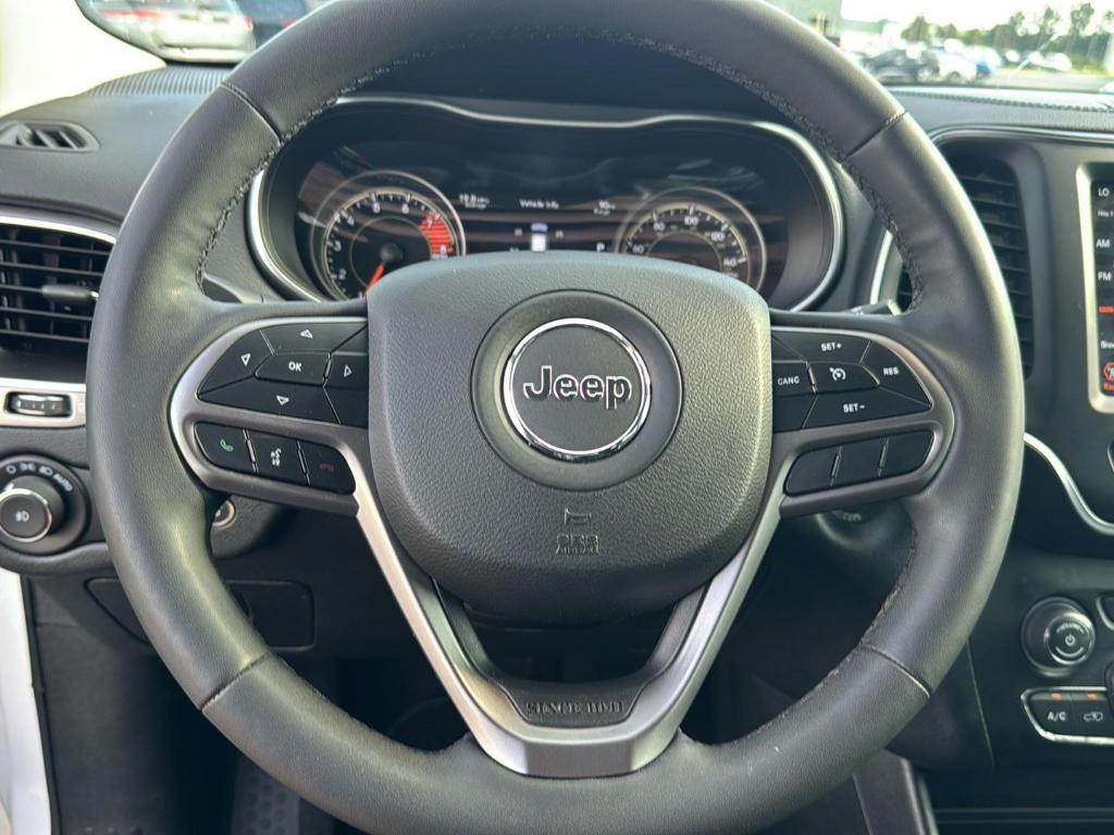 used 2022 Jeep Cherokee car, priced at $19,495