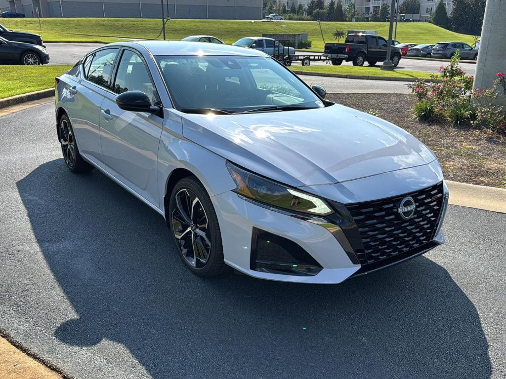 new 2025 Nissan Altima car, priced at $28,734