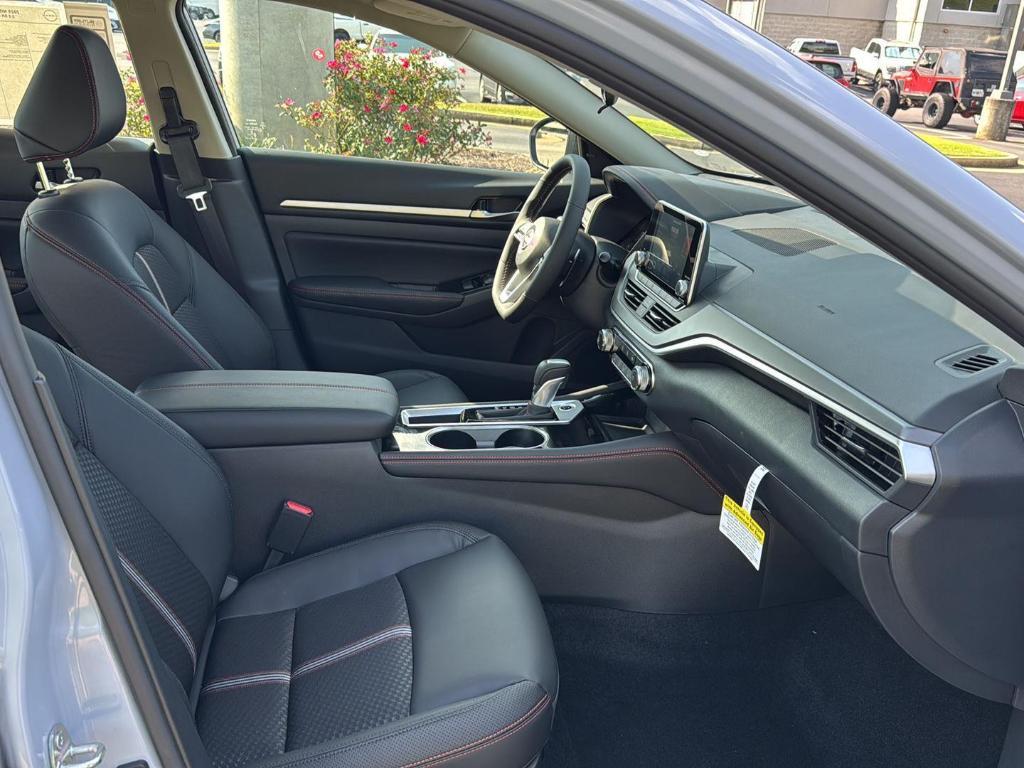new 2025 Nissan Altima car, priced at $28,734