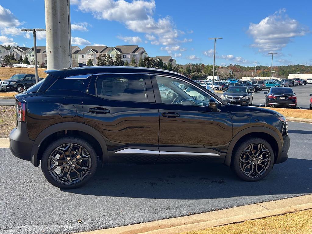 new 2025 Nissan Kicks car, priced at $31,060