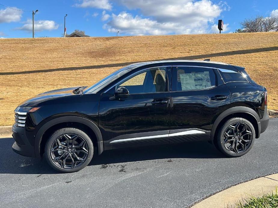 new 2025 Nissan Kicks car, priced at $31,060