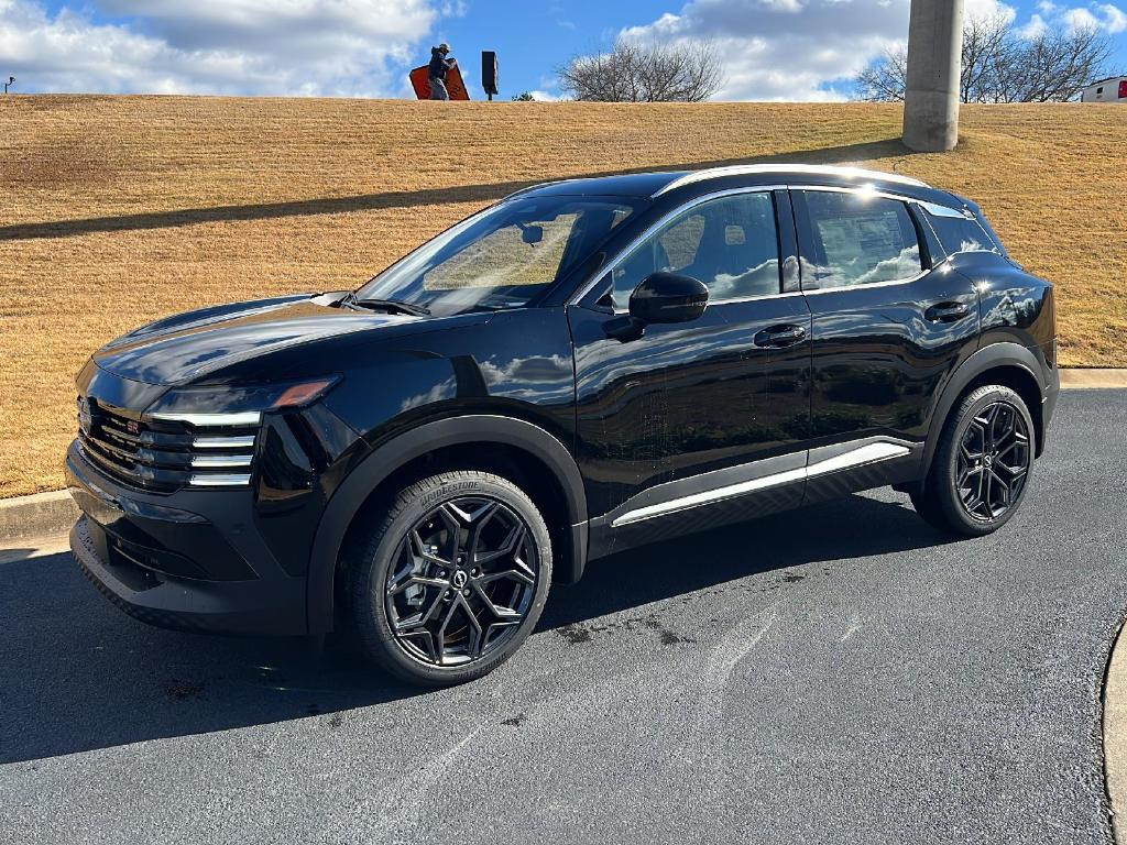 new 2025 Nissan Kicks car, priced at $31,060