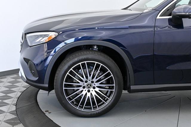 new 2024 Mercedes-Benz GLC 300 car, priced at $60,905