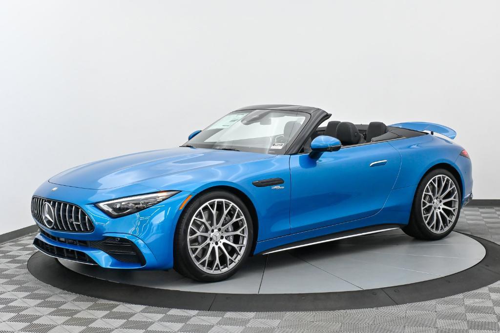 new 2024 Mercedes-Benz AMG SL 43 car, priced at $122,835