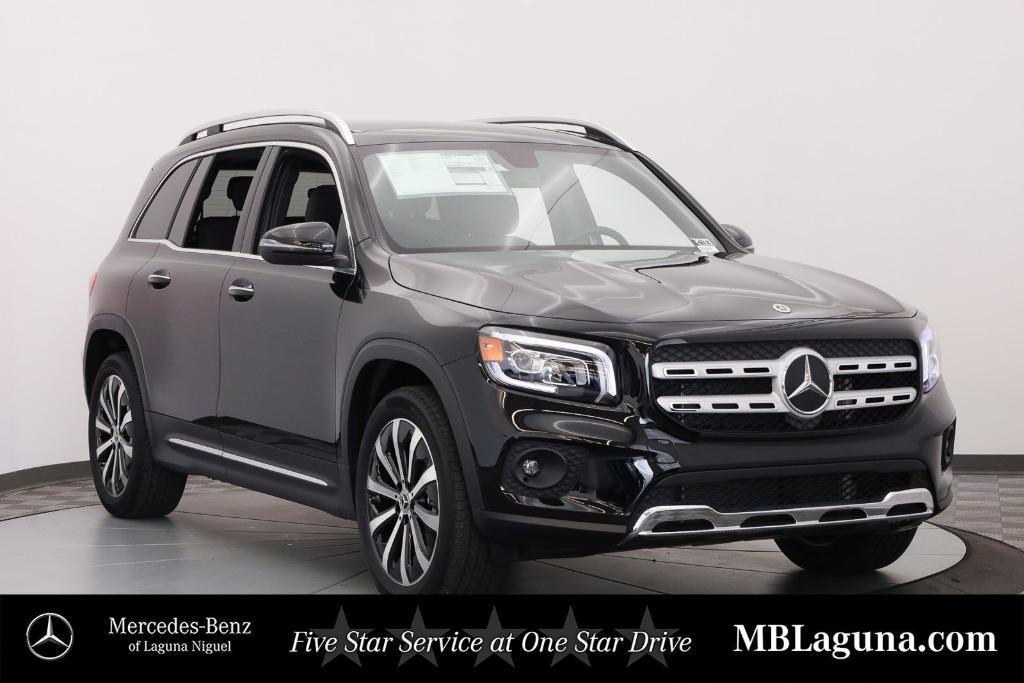 new 2023 Mercedes-Benz GLB 250 car, priced at $49,100