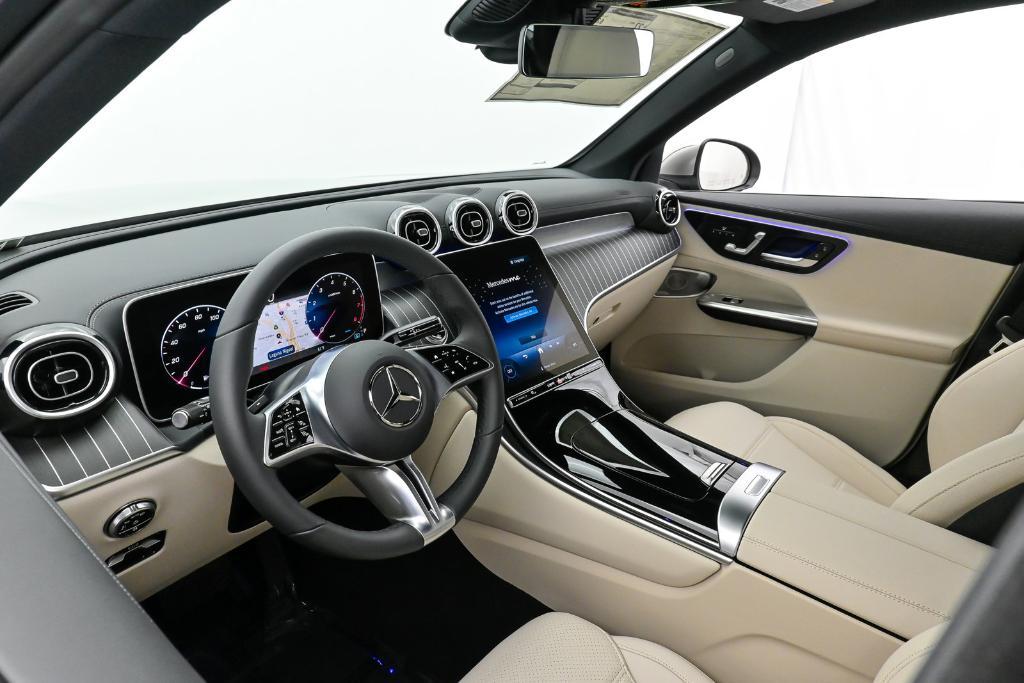 new 2024 Mercedes-Benz GLC 300 car, priced at $54,385