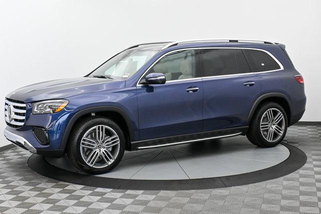 new 2024 Mercedes-Benz GLS 450 car, priced at $96,570