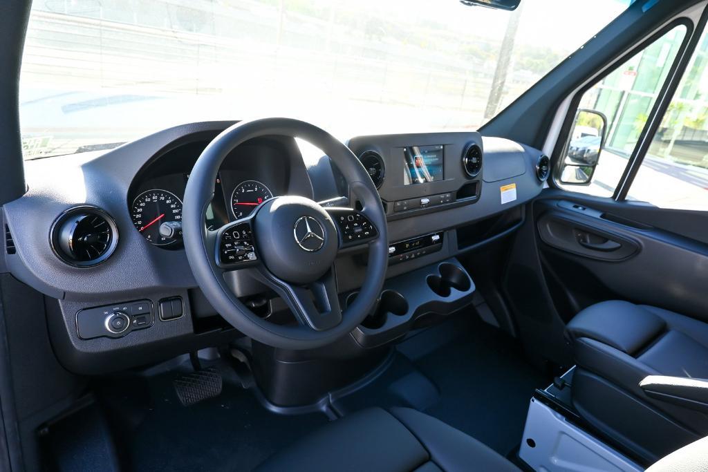 new 2024 Mercedes-Benz Sprinter 2500 car, priced at $63,162