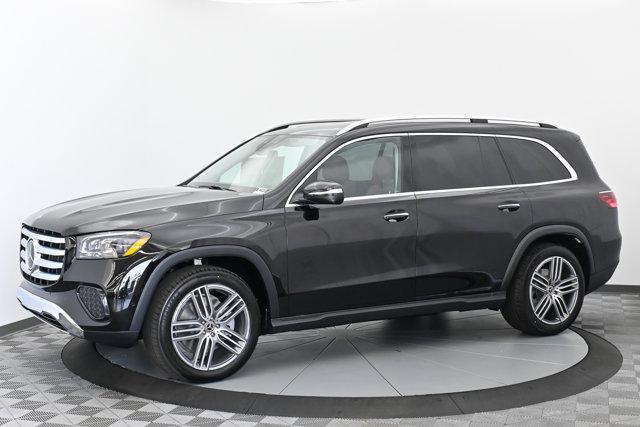 new 2024 Mercedes-Benz GLS 450 car, priced at $90,460