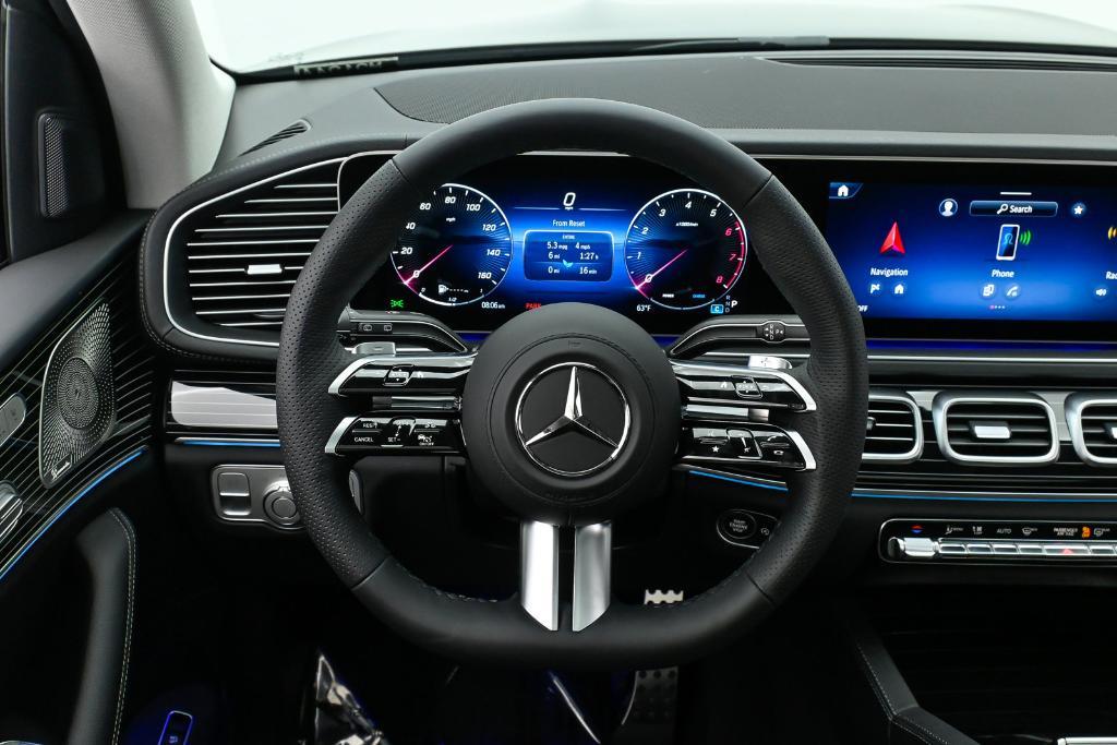 new 2024 Mercedes-Benz GLS 450 car, priced at $101,020