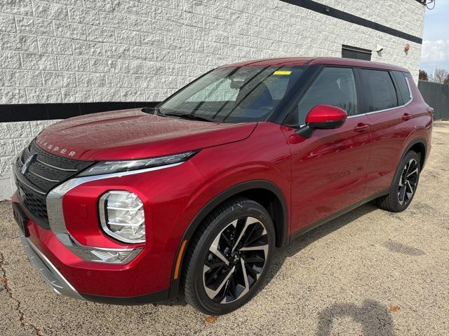 new 2024 Mitsubishi Outlander car, priced at $32,875