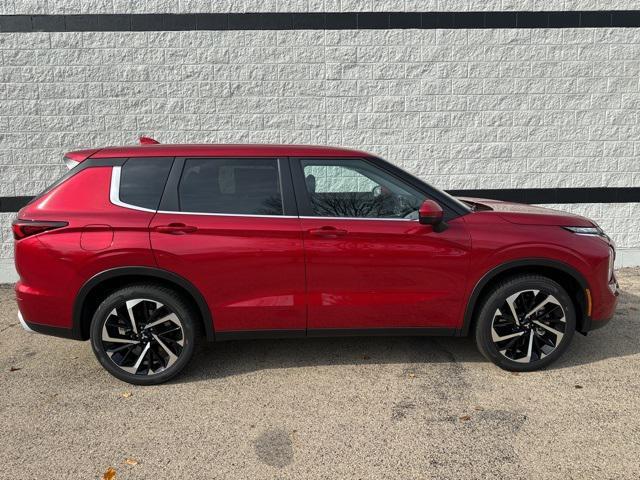 new 2024 Mitsubishi Outlander car, priced at $32,875