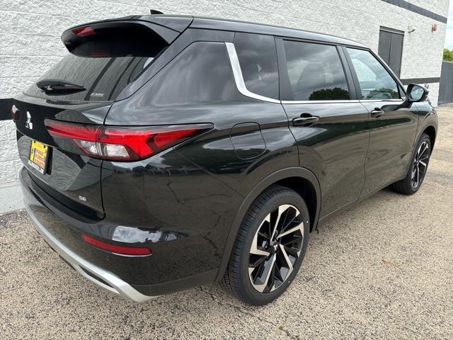 new 2024 Mitsubishi Outlander car, priced at $33,430