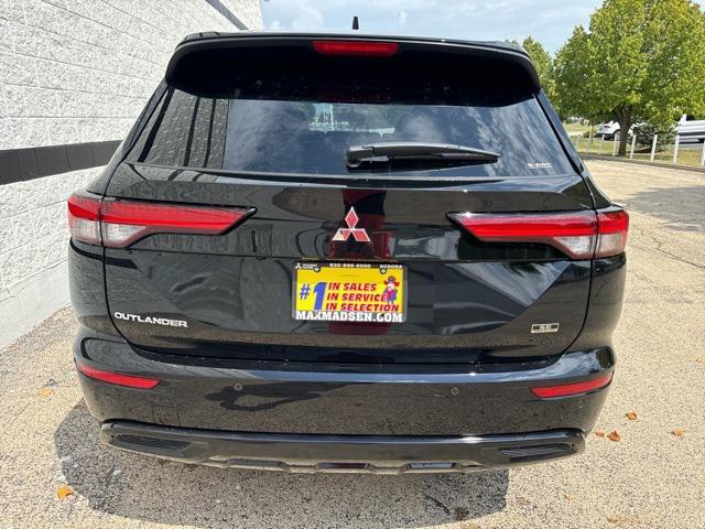 new 2024 Mitsubishi Outlander car, priced at $34,360