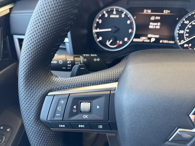 new 2025 Mitsubishi Outlander car, priced at $35,085