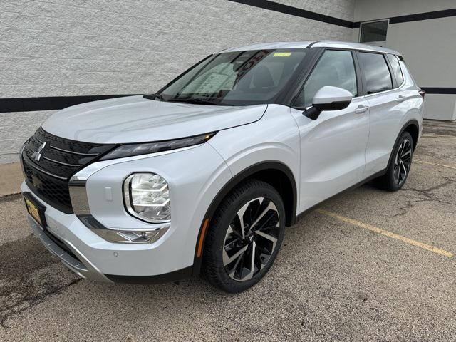 new 2024 Mitsubishi Outlander car, priced at $34,530