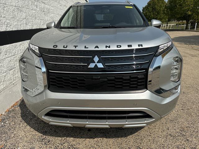 new 2024 Mitsubishi Outlander car, priced at $33,999