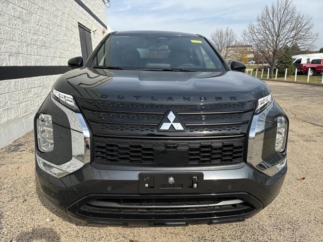 new 2024 Mitsubishi Outlander car, priced at $32,560