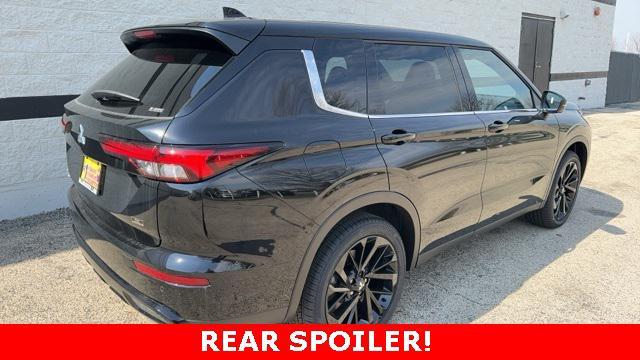 new 2024 Mitsubishi Outlander car, priced at $33,370