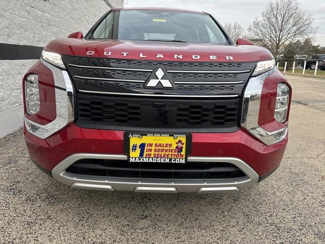 new 2024 Mitsubishi Outlander car, priced at $32,930