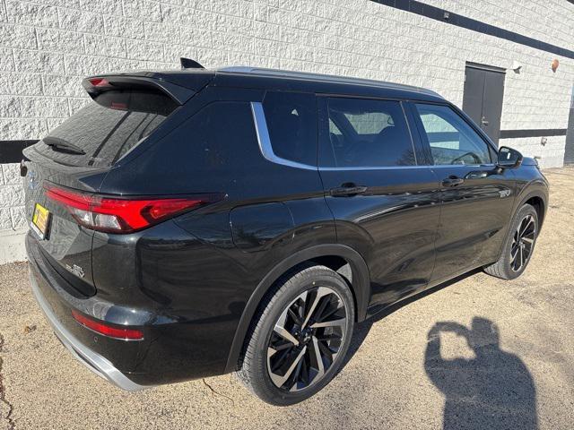 new 2025 Mitsubishi Outlander PHEV car, priced at $48,905