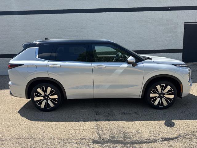 new 2025 Mitsubishi Outlander car, priced at $44,730
