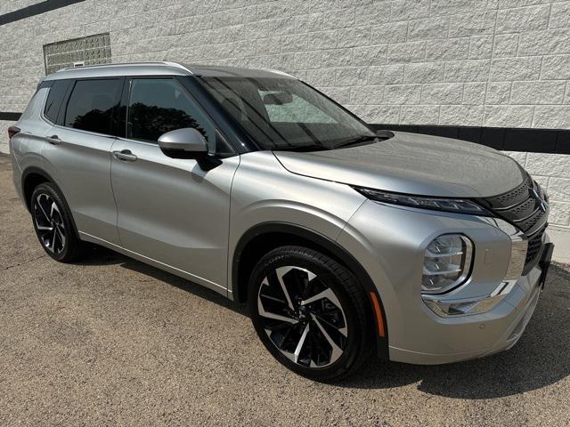 used 2024 Mitsubishi Outlander car, priced at $31,795