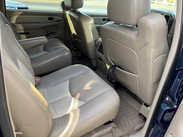 used 2006 GMC Yukon XL car, priced at $18,500