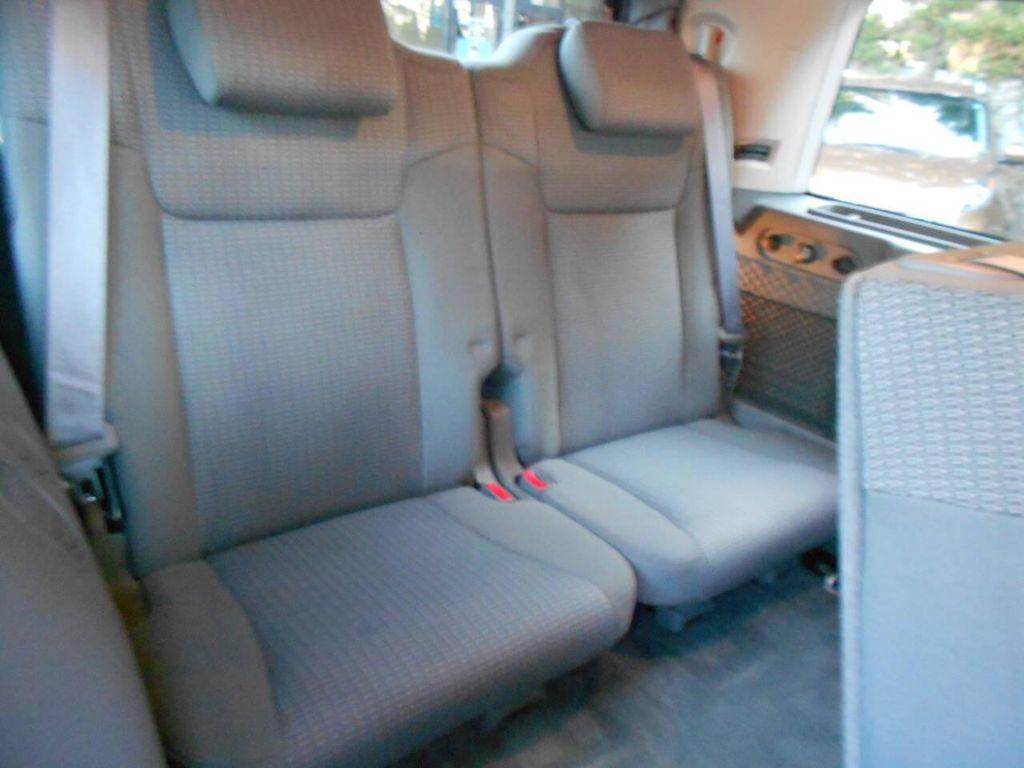 used 2007 Jeep Commander car, priced at $9,995