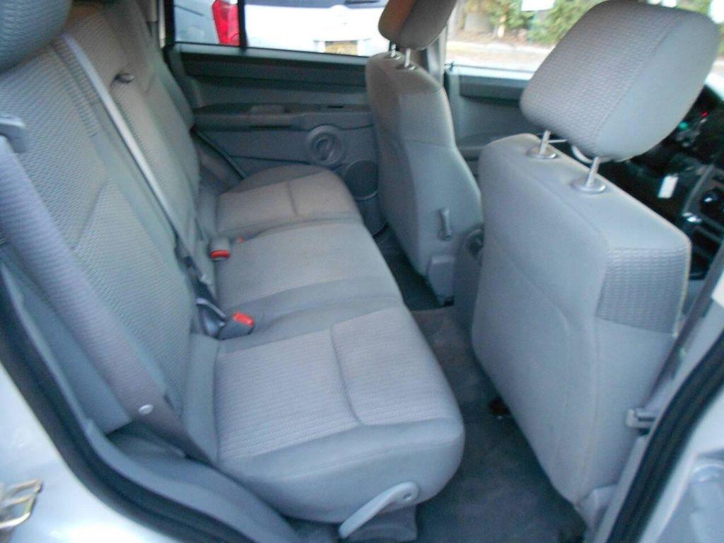 used 2007 Jeep Commander car, priced at $9,995