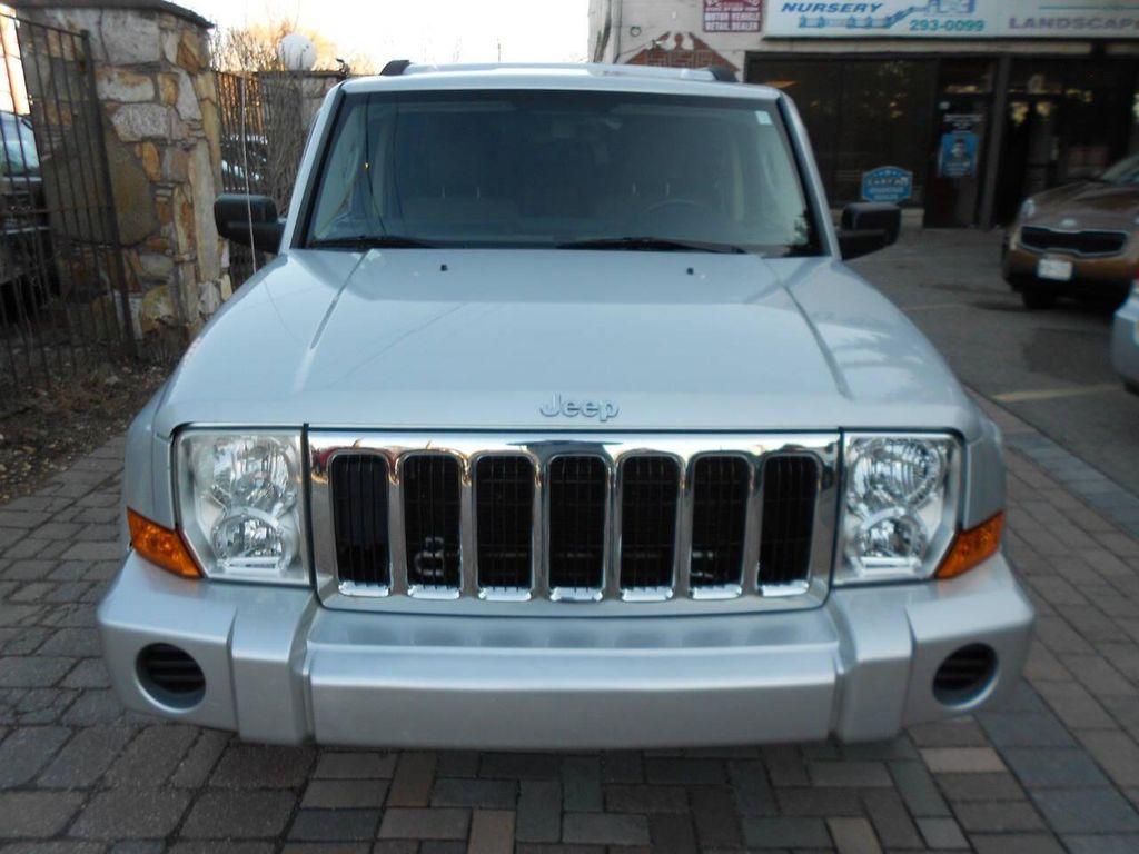 used 2007 Jeep Commander car, priced at $9,995