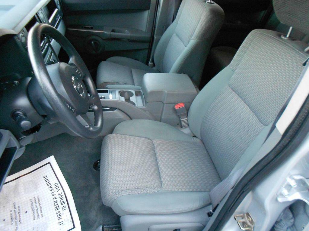 used 2007 Jeep Commander car, priced at $9,995