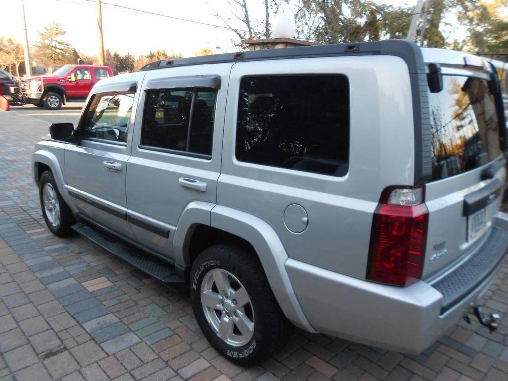 used 2007 Jeep Commander car, priced at $9,995