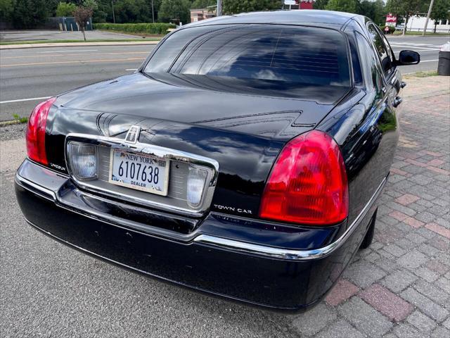 used 2011 Lincoln Town Car car, priced at $21,995