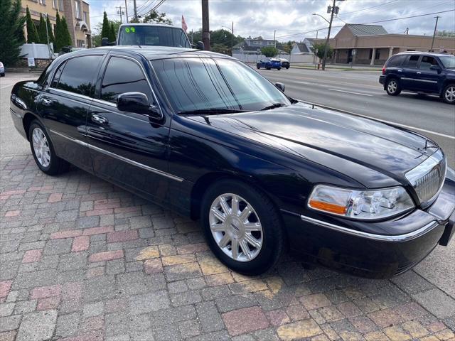 used 2011 Lincoln Town Car car, priced at $21,995