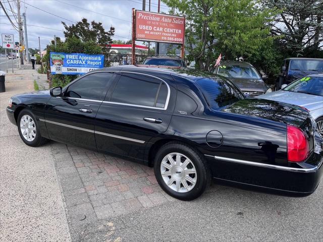 used 2011 Lincoln Town Car car, priced at $21,995